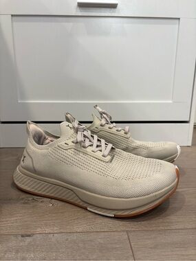 Flux Adapt Runner Tan Mens 9 Womens 10.5 Athletic Shoes Sneakers